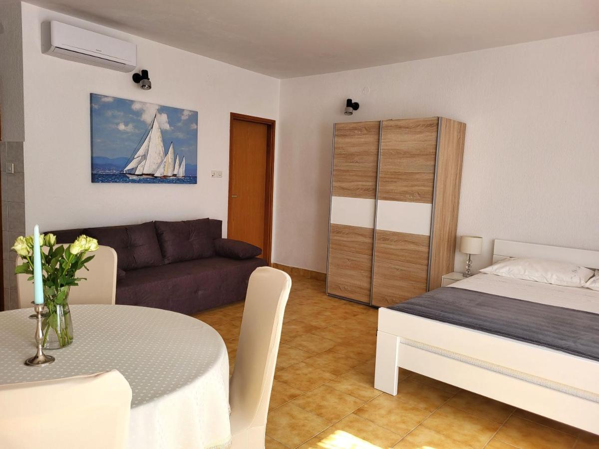 Apartments Gorana Нови-Винодолски Экстерьер фото